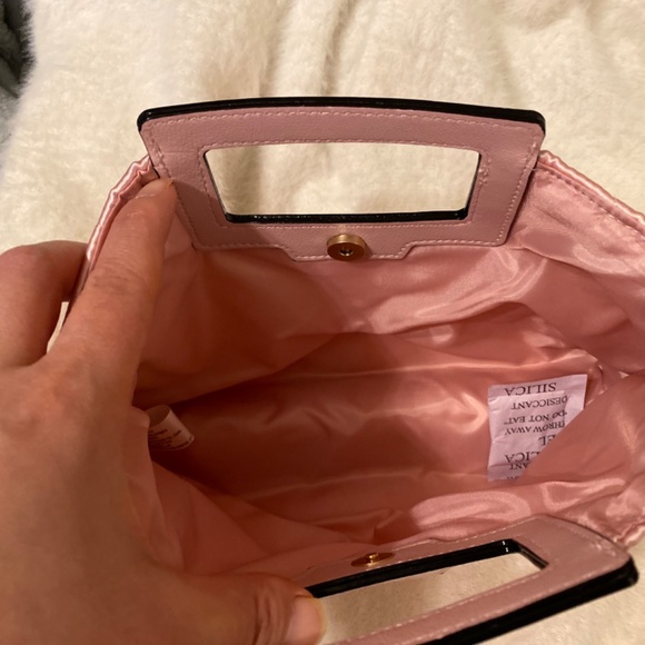 Victoria’s secret’s - Picture 2 of 2